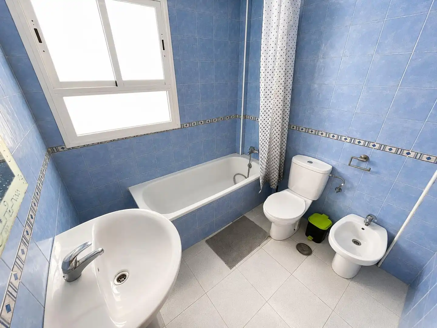 Bathroom of Flat for sale in Jerez de la Frontera  with Terrace and Storage room