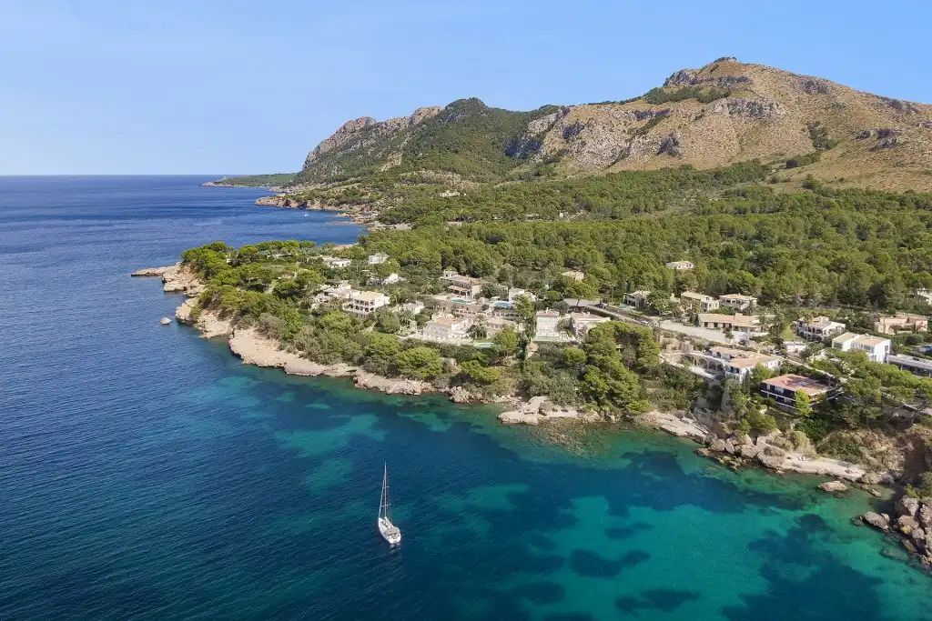 Vista exterior de Casa o xalet en venda en Alcúdia amb Jardí privat, Terrassa i Piscina