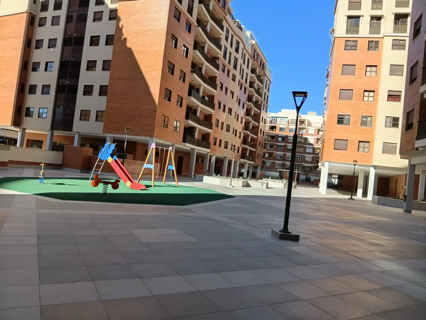 Vista exterior de Pis en venda en Castellón de la Plana / Castelló de la Plana amb Forn