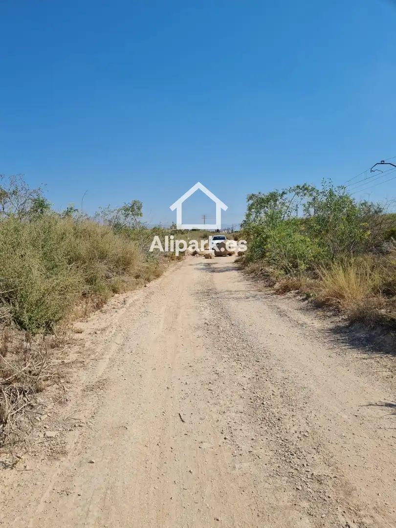 Terreno en venta en partida la Cañada (Marchefons) Pol. 44, Parcela 86, Paus - Poligono San Blas