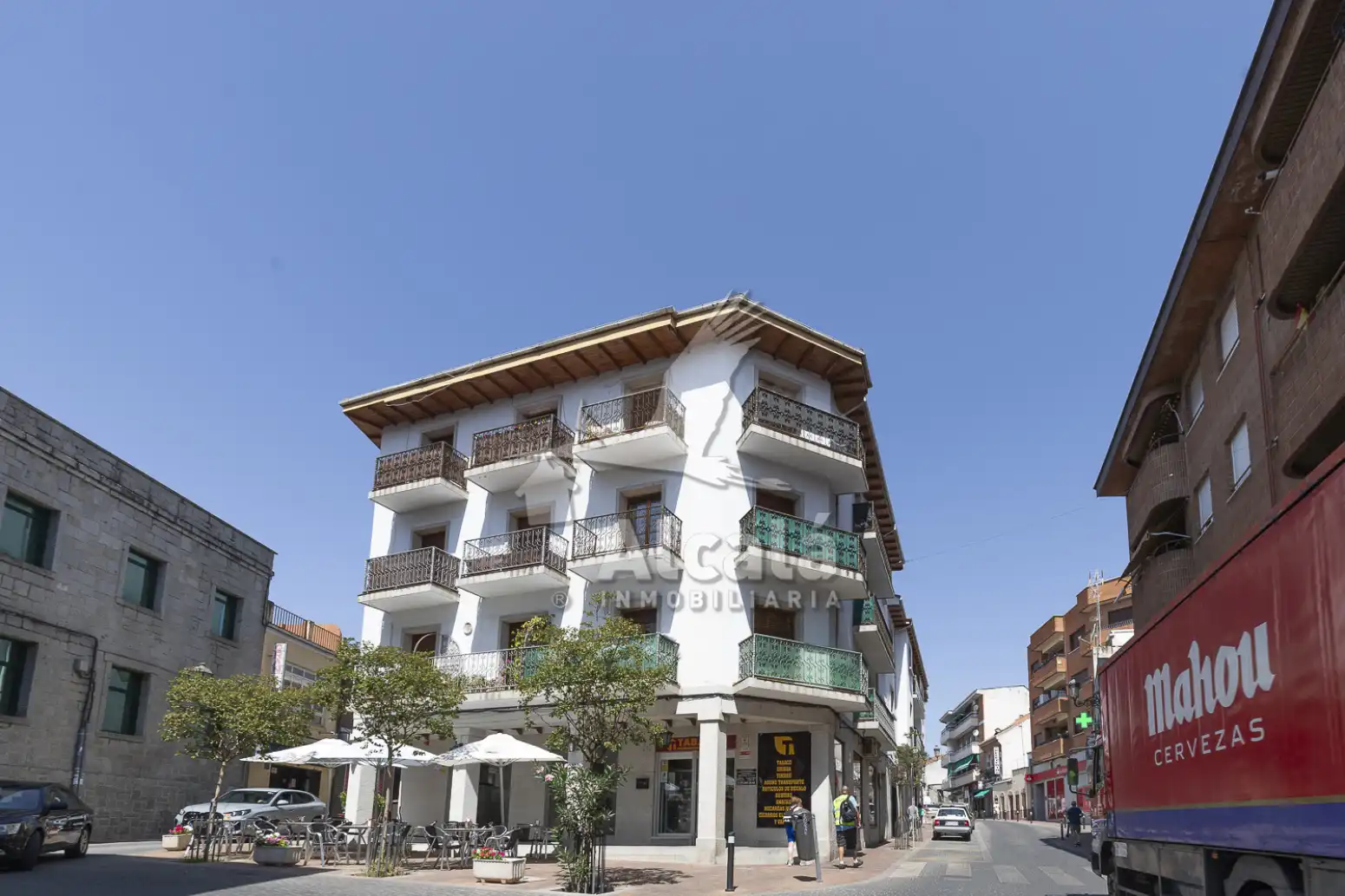 Vista exterior de Pis en venda en Linares amb Aire condicionat i Calefacció