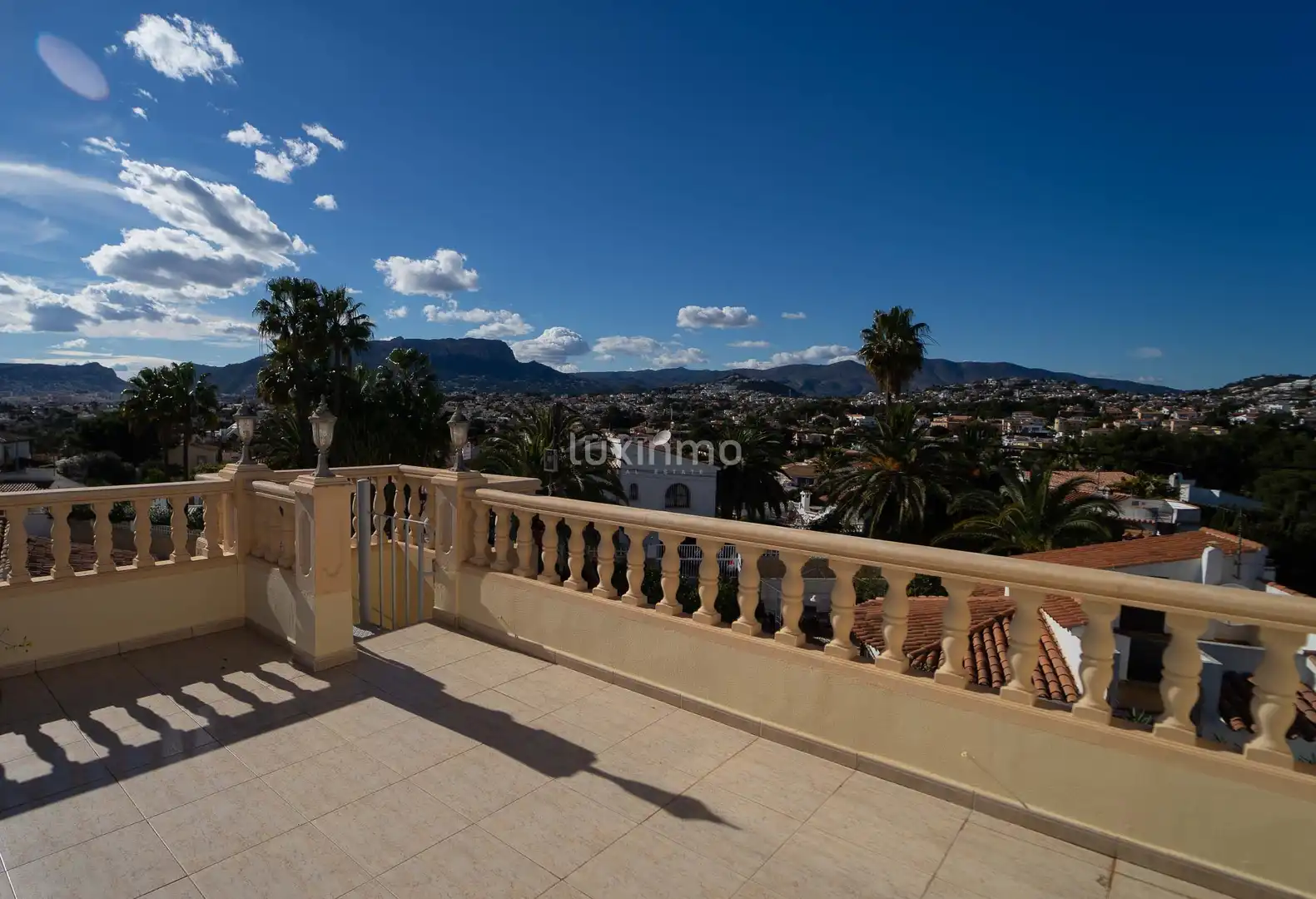 Villa avec terrasse à vendre à Carrió - La Merced - Los Pinos, imagen 5