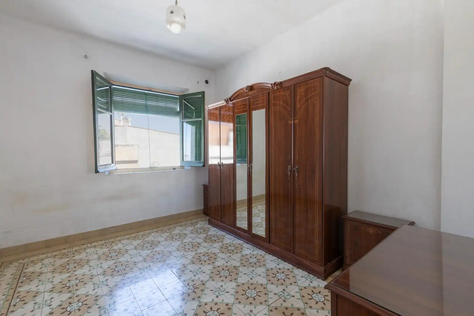 Dormitori de Residencial en venda en Granada