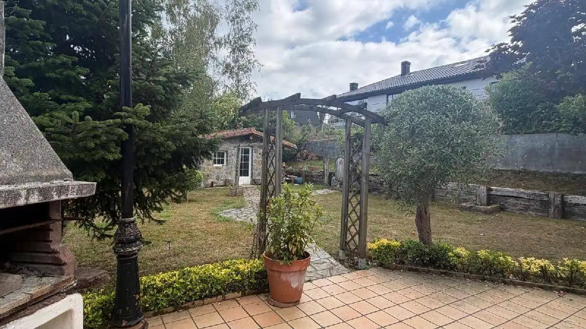 Jardí de Casa o xalet en venda en Mungia amb Calefacció, Jardí privat i Terrassa