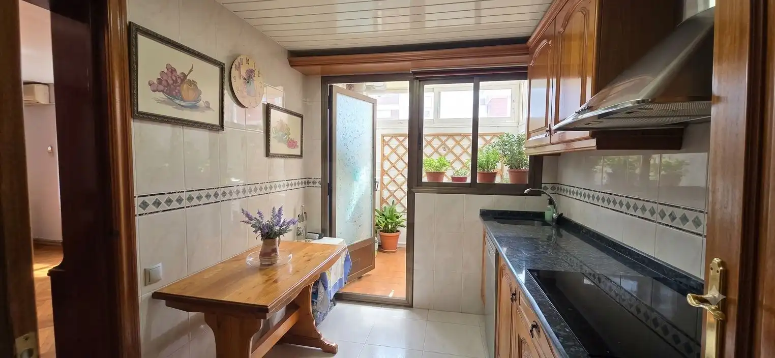Kitchen of Flat for sale in Barcelona  with Air Conditioner and Heating