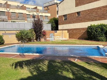 Adossat amb piscina en venda a Doctor Ramon i Cajal