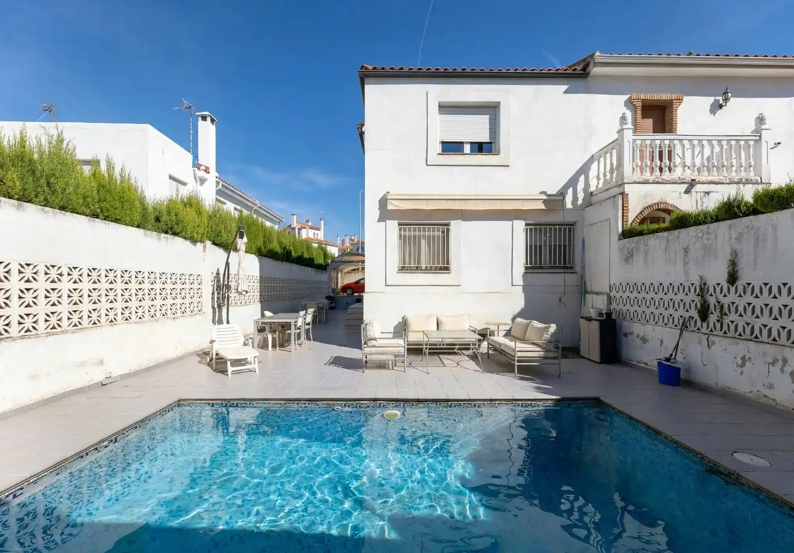 Piscina de Casa o chalet en venta en Peligros, Granada
