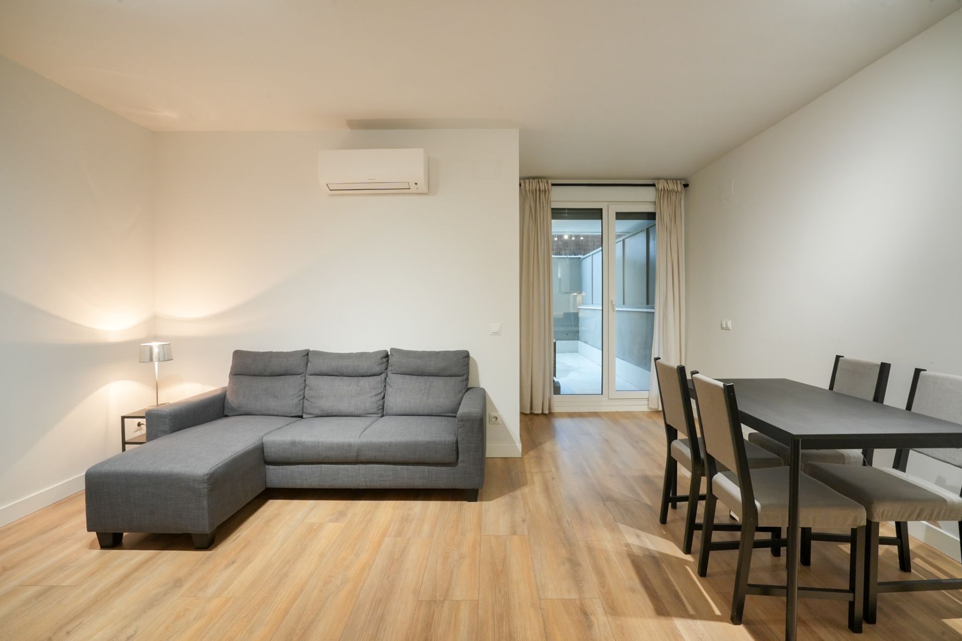 Sala de estar de Local en venta en San Sebastián de los Reyes