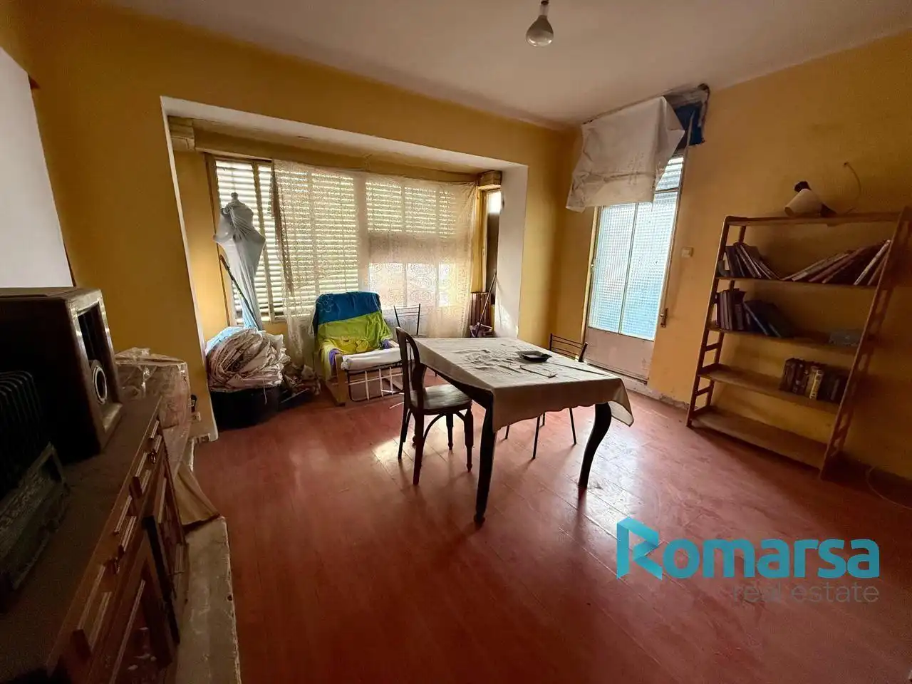 Buildings for sale in Calle Francisco de Nebreda, San Antonio