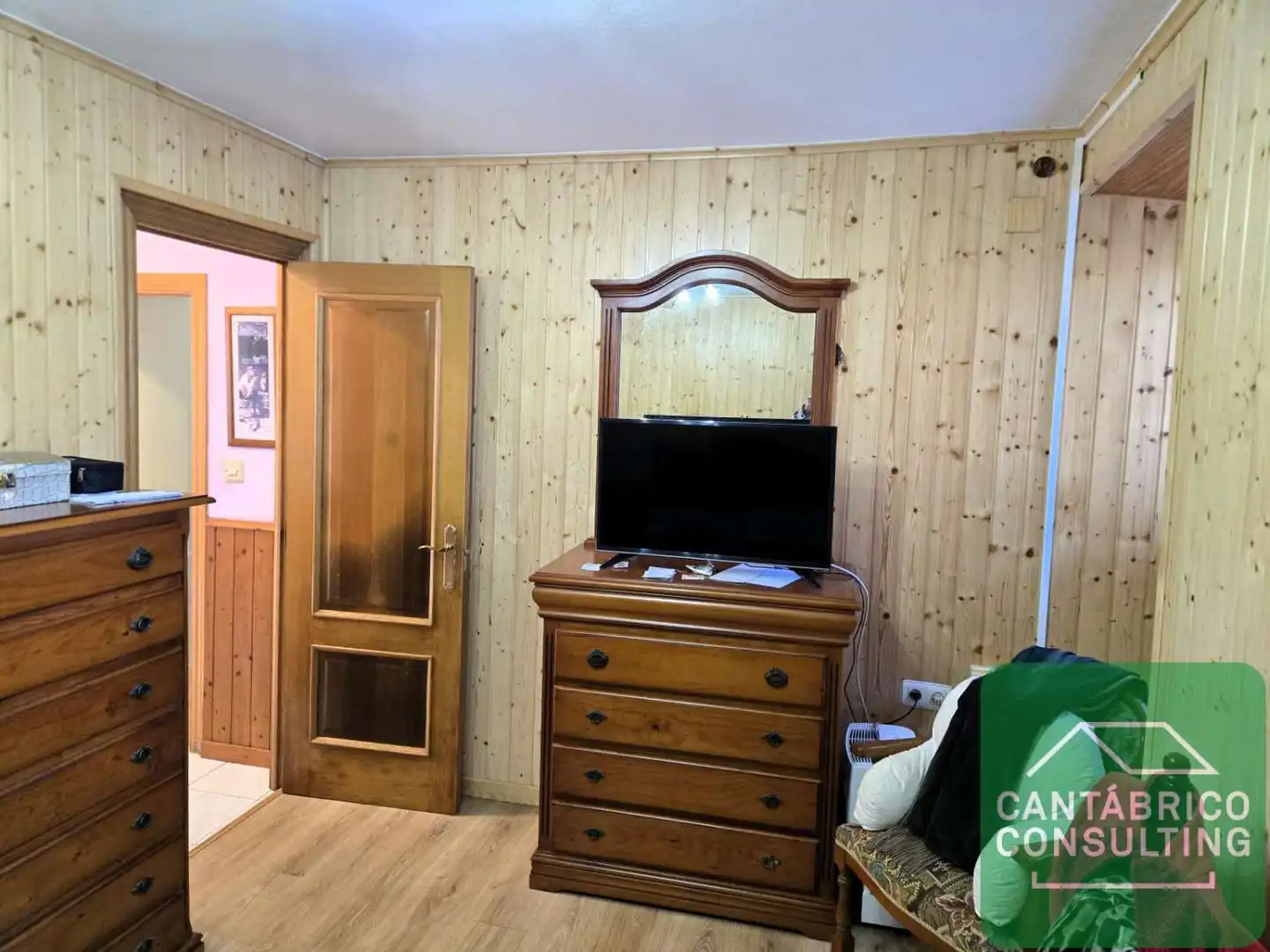 Bedroom of Houses for sale in Navia  with Heating, Storage room and Furnished