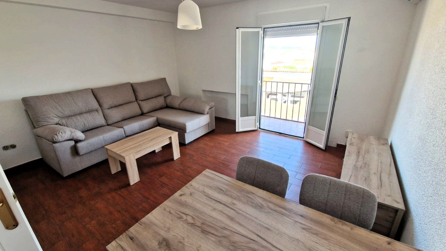 Sala d'estar de Pis de lloguer en Calera y Chozas amb Aire condicionat, Calefacció i Terrassa