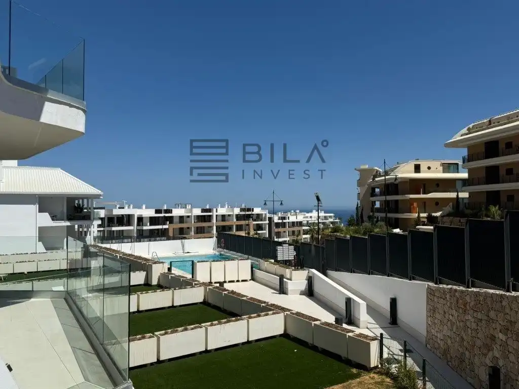 Flat with pool for sale in Fuengirola, imagen 3