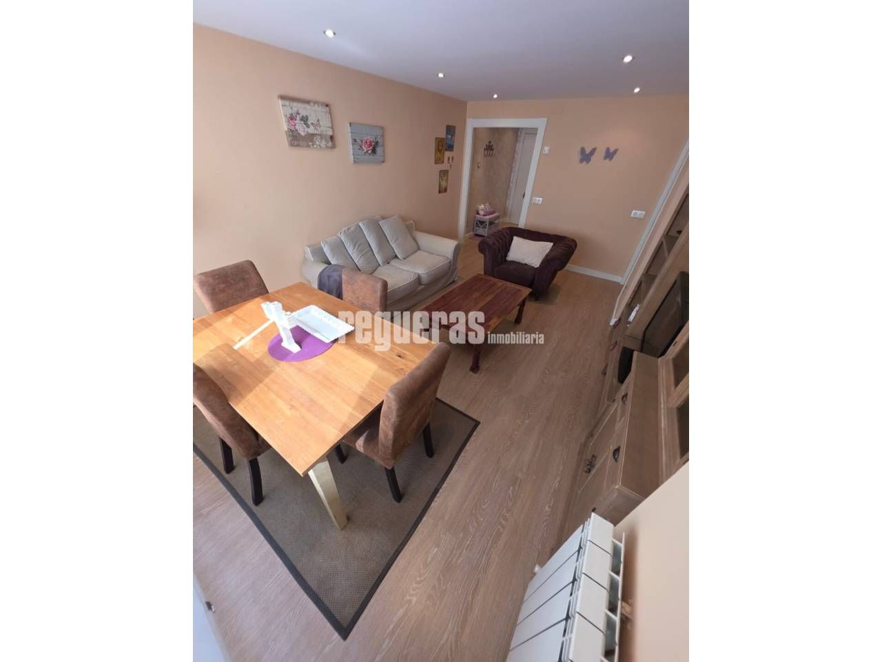 Living room of Flat for sale in Avilés  with Heating, Terrace and Furnished