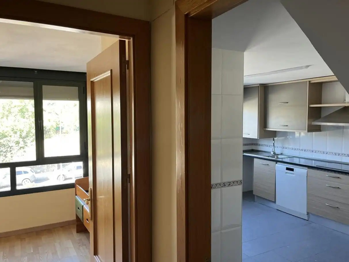 Cuina de Dúplex en venda en El Tiemblo  amb Traster i Balcó