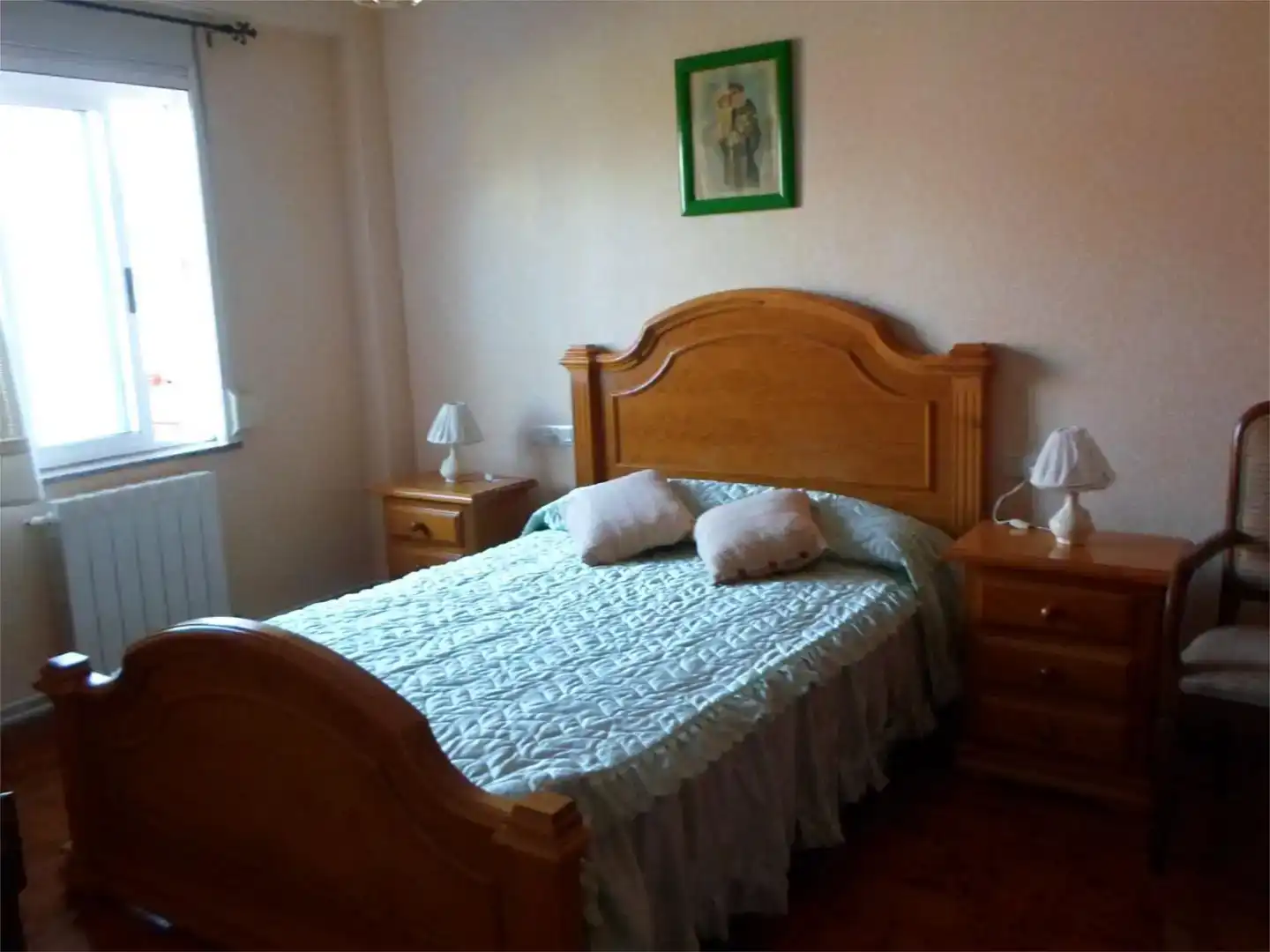 Schlafzimmer von Haus oder Chalet zur Miete in Miño mit Privatgarten, Abstellraum und Möbliert