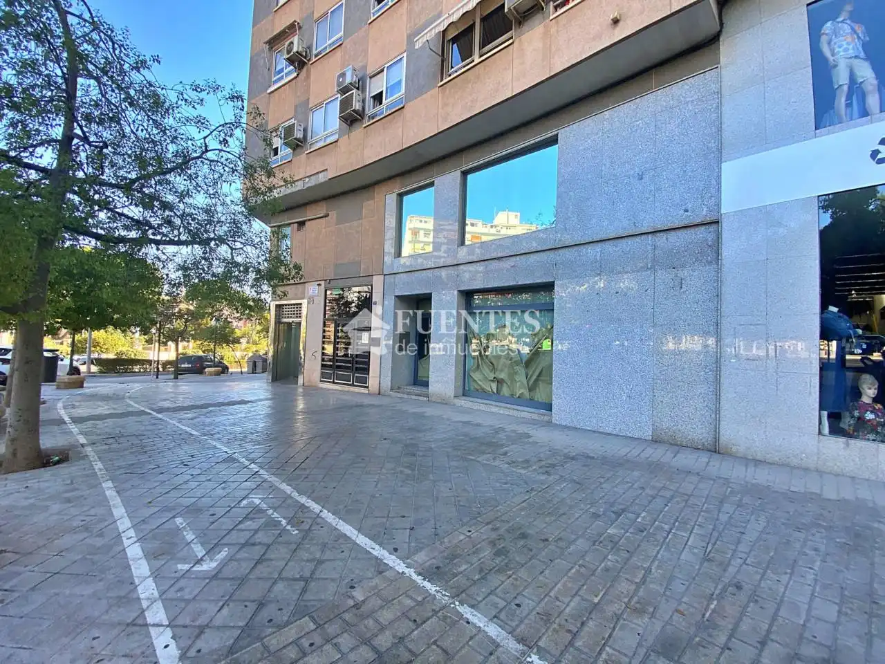 Local comercial en alquiler en Calle  Colombia, imagen 17