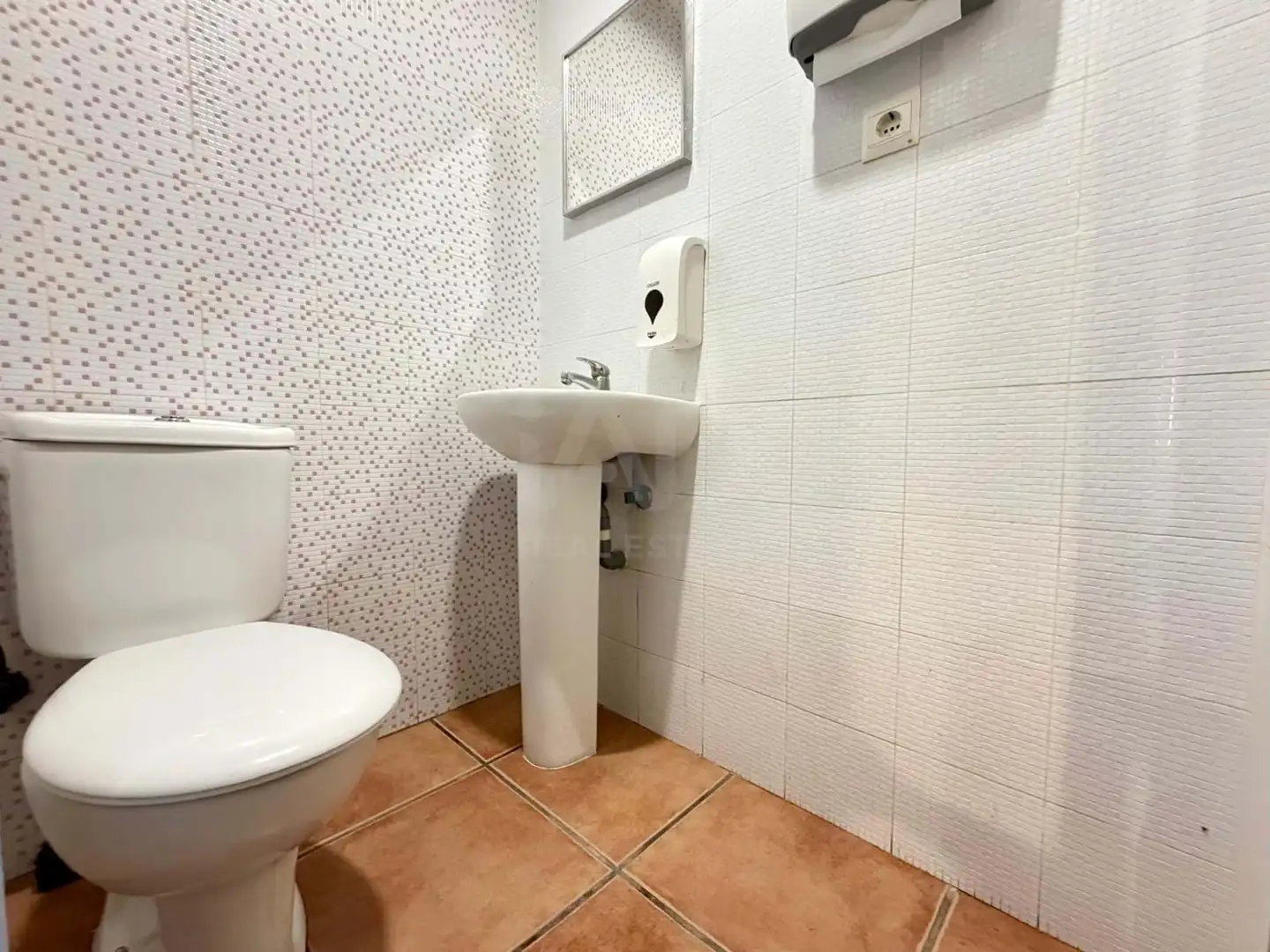 Badezimmer von Geschaftsraum zum Verkauf in Miramar