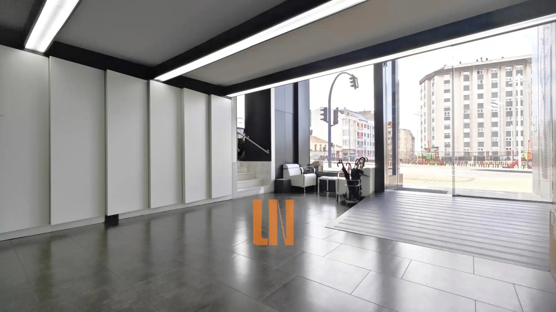 Office for rent in Culleredo  with Air Conditioner, Heating and Furnished