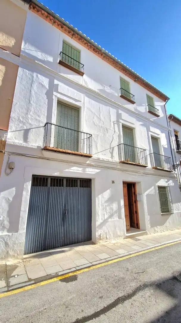 Vista exterior de Casa adosada en venta en Antequera con Terraza y Trastero