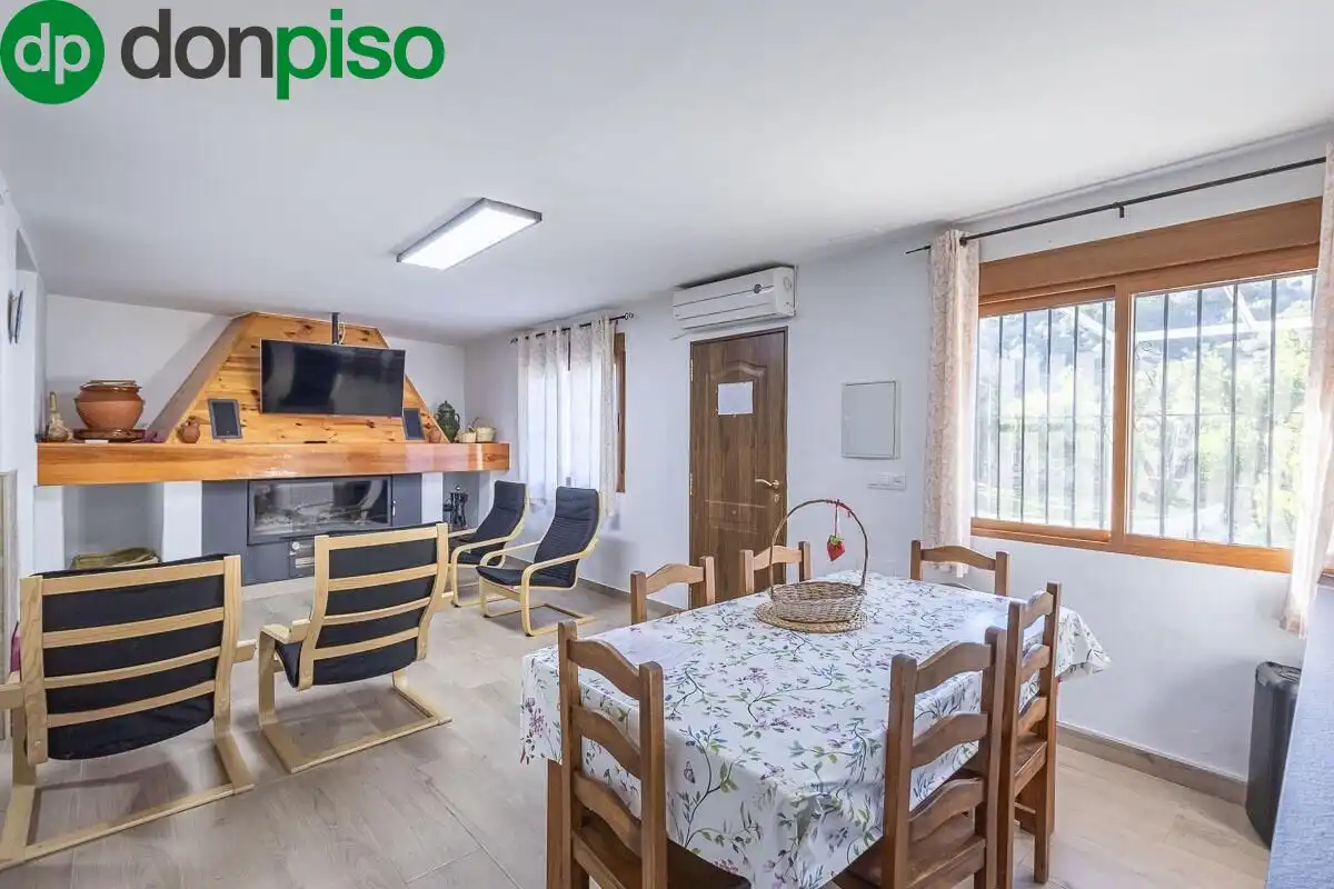 Casa amb piscina en venda a Plaza Polígono 5 Parcela 301, imagen 7