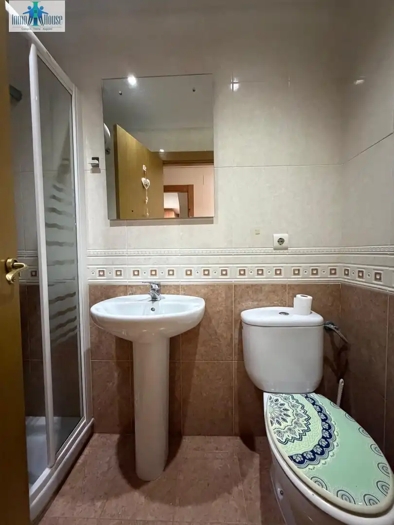Baño de Dúplex en venta en Albacete con Calefacción y Amueblado