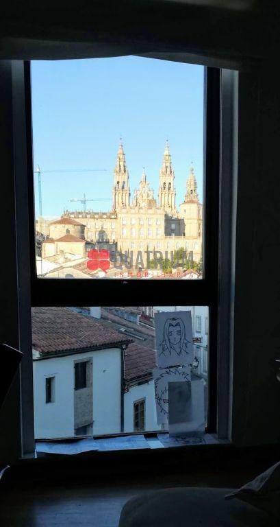 Habitación de Piso de alquiler en Santiago de Compostela  con Trastero