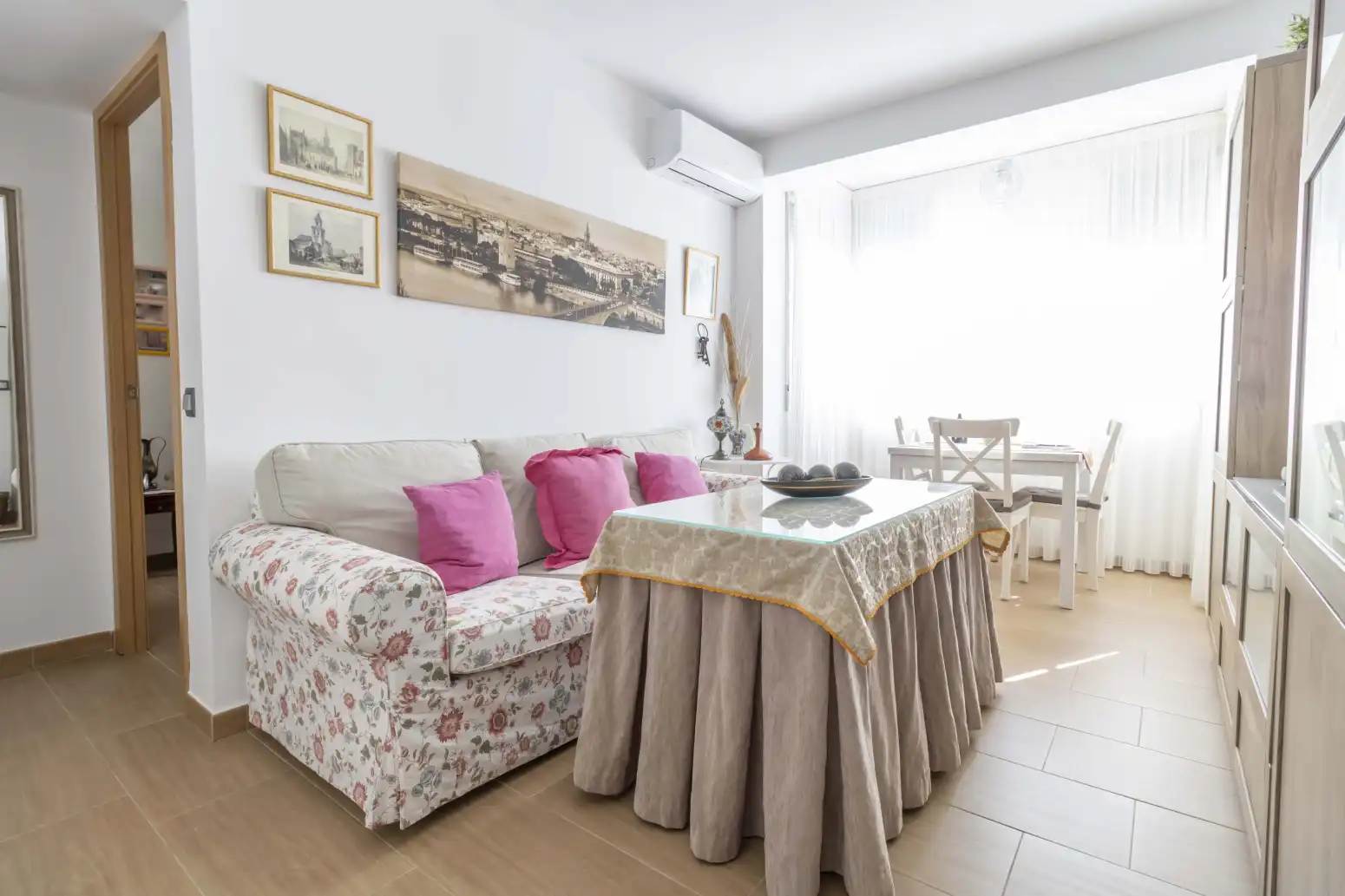 Sala de estar de Piso en venta en Sevilla con Aire acondicionado y Calefacción
