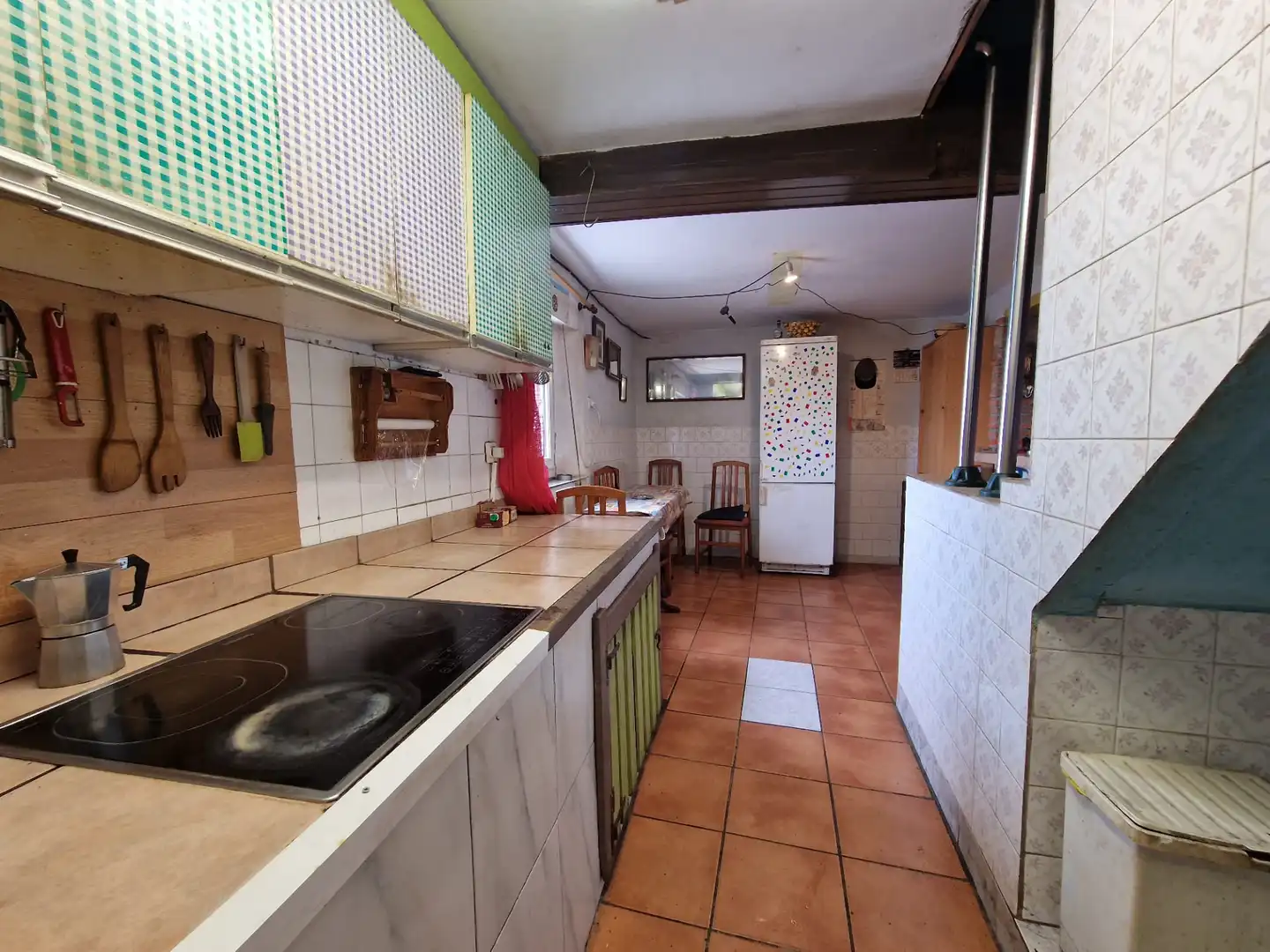 Küche von Einfamilien-Reihenhaus zum Verkauf in Santander