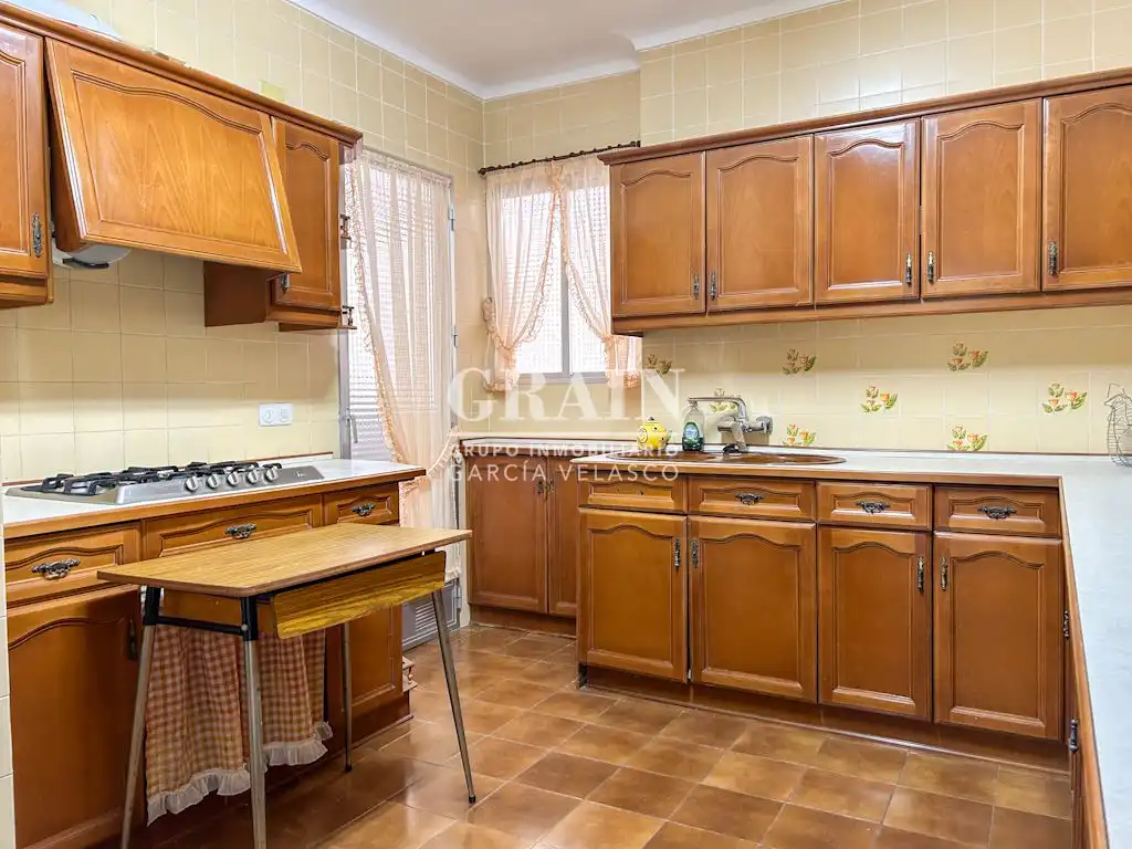 Flat with terrace for sale in Feria, imagen 5