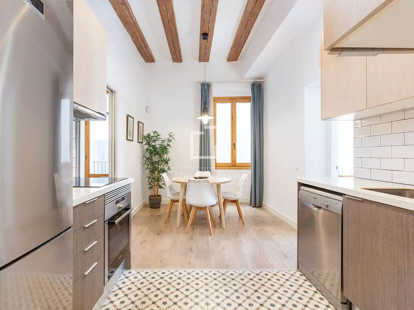 Küche von Wohnung zum Verkauf in Barcelona mit Klimaanlage, Heizung und Möbliert
