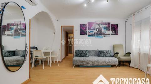 Foto 2 de Piso en venta en El Bon Pastor, Barcelona
