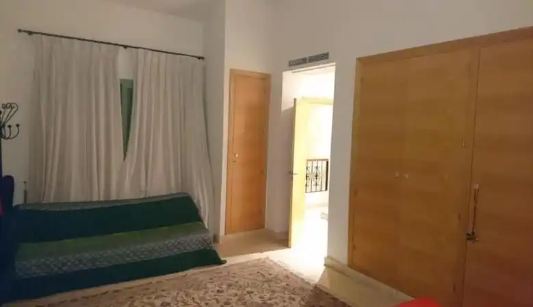 Habitación de Dúplex en venta en Benahavís con Aire acondicionado, Parquet y Terraza