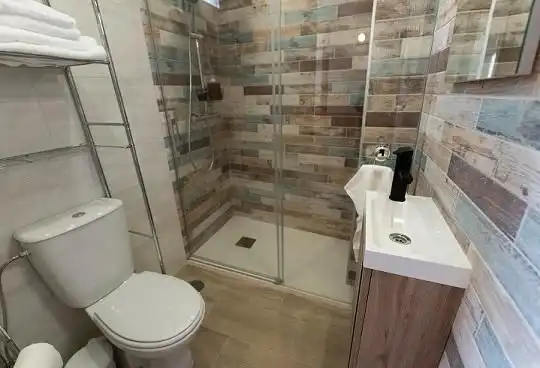 Bany de Casa o xalet en venda en Villamayor de Calatrava amb Aire condicionat, Terrassa i Moblat
