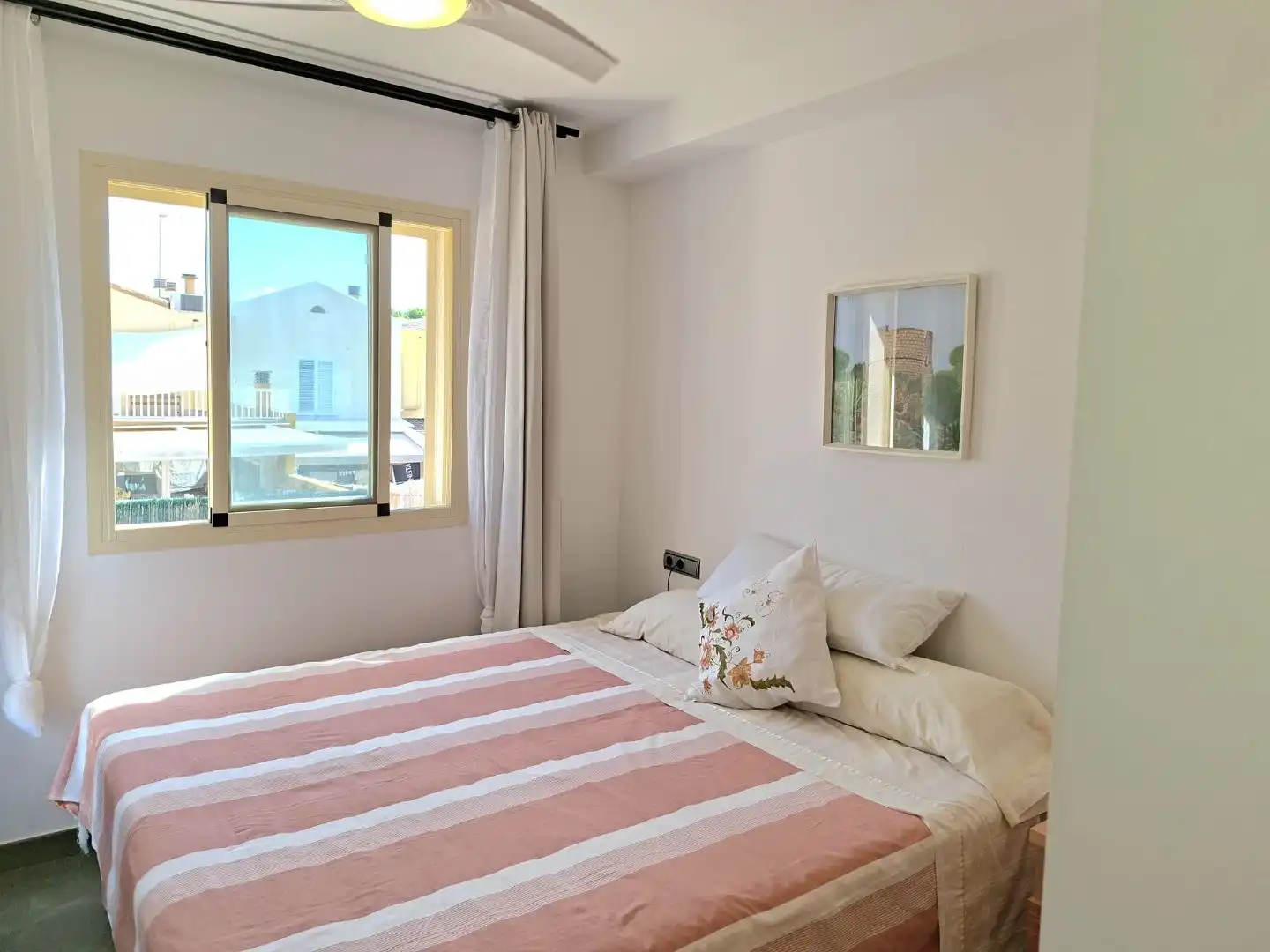 Dormitori de Casa adosada en venda en Santa Margalida amb Aire condicionat, Terrassa i Piscina