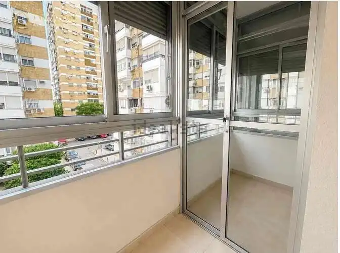 Flat with lift for sale in Macarena, imagen 3