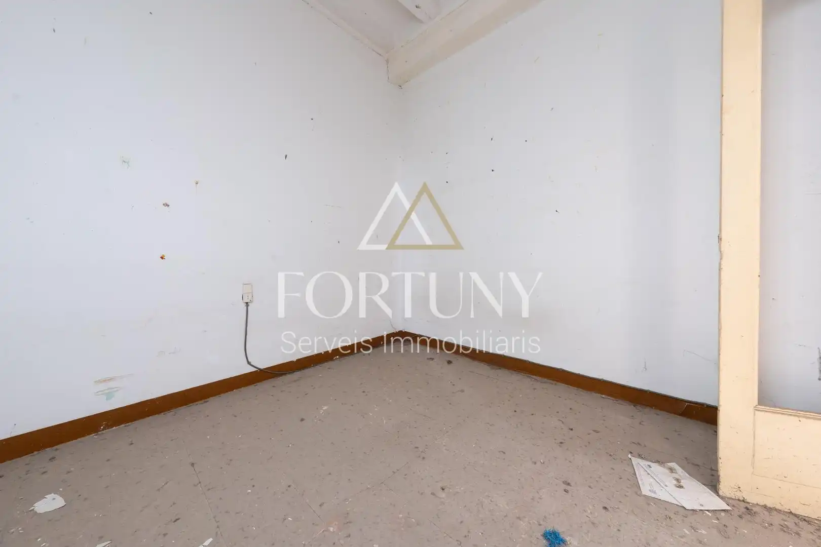 Edificio en venta en TORRES JORDI, L'Espluga de Francolí