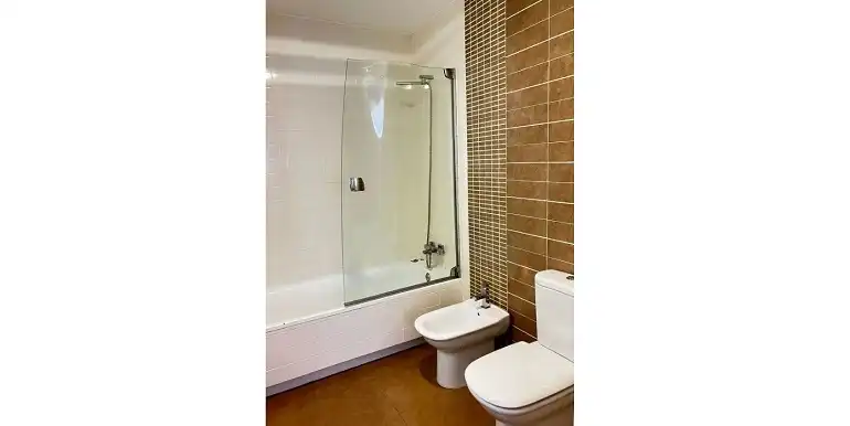 Bathroom of Houses for sale in Palencia  with Heating, Private garden and Storage room