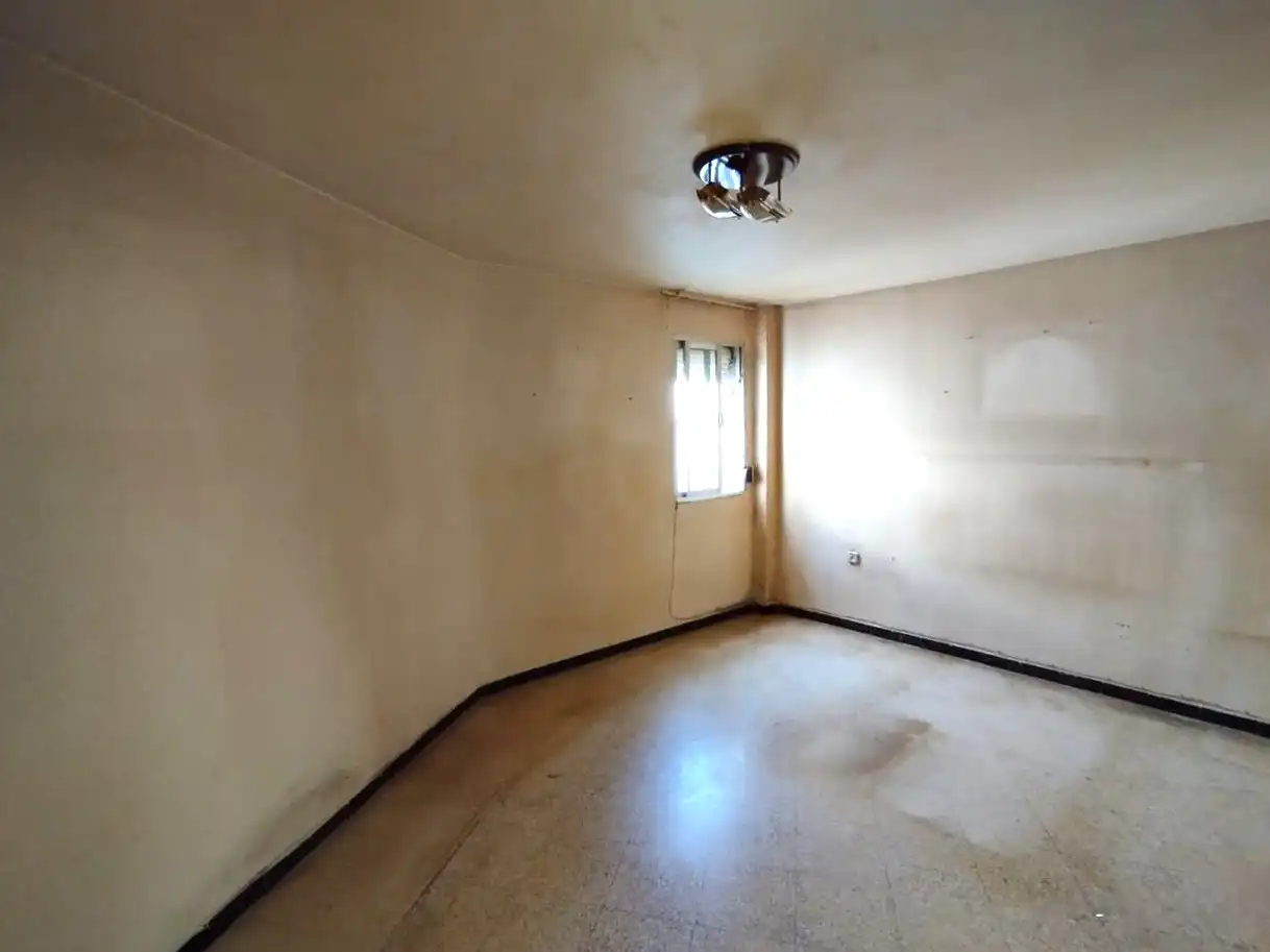 Piso en venta en Sevilla con Aire acondicionado y Balcón