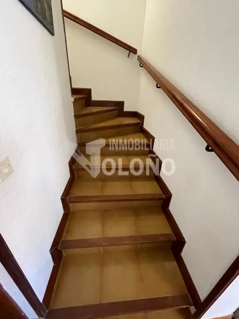 Casa o xalet en venda en Rodezno amb Calefacció, Jardí privat i Parquet
