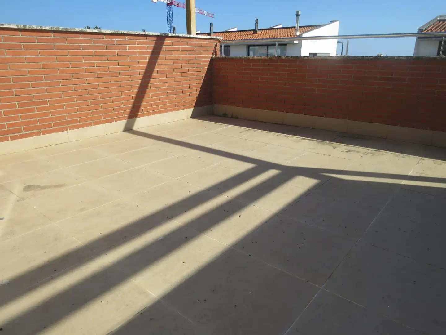 Terrasse von Einfamilien-Reihenhaus zum Verkauf in Sant Andreu de Llavaneres mit Klimaanlage, Heizung und Parkett