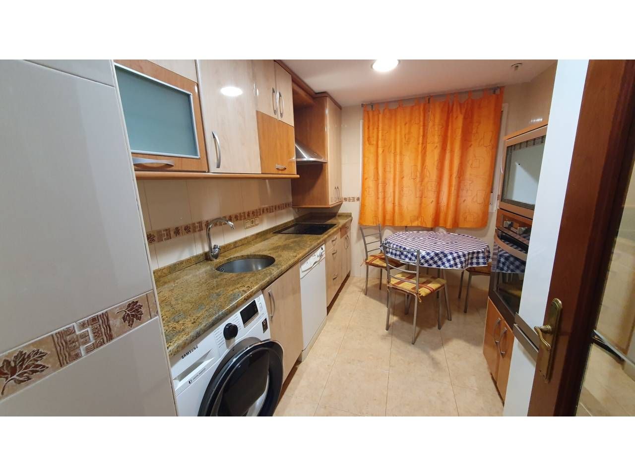 Kitchen of Flat for sale in Fuenlabrada  with Heating