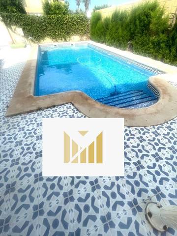 Casa-chalet en Venta en Almerimar
