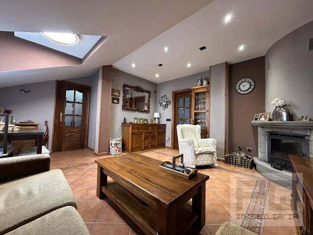 Ático en Alquiler en Las Navas del Marqués