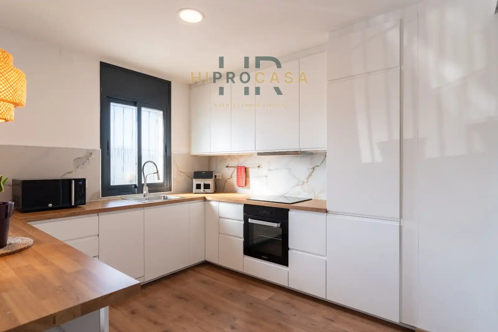 Kitchen of Flat for sale in Vinyols i els Arcs  with Air Conditioner, Heating and Storage room