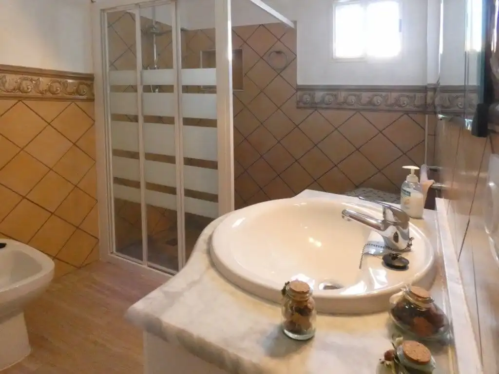 Casa adosada en venta en Camporrobles
