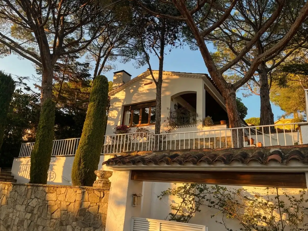 Casa o chalet en venta en Carrer Josep Maria Folch i Torres, Cabrils