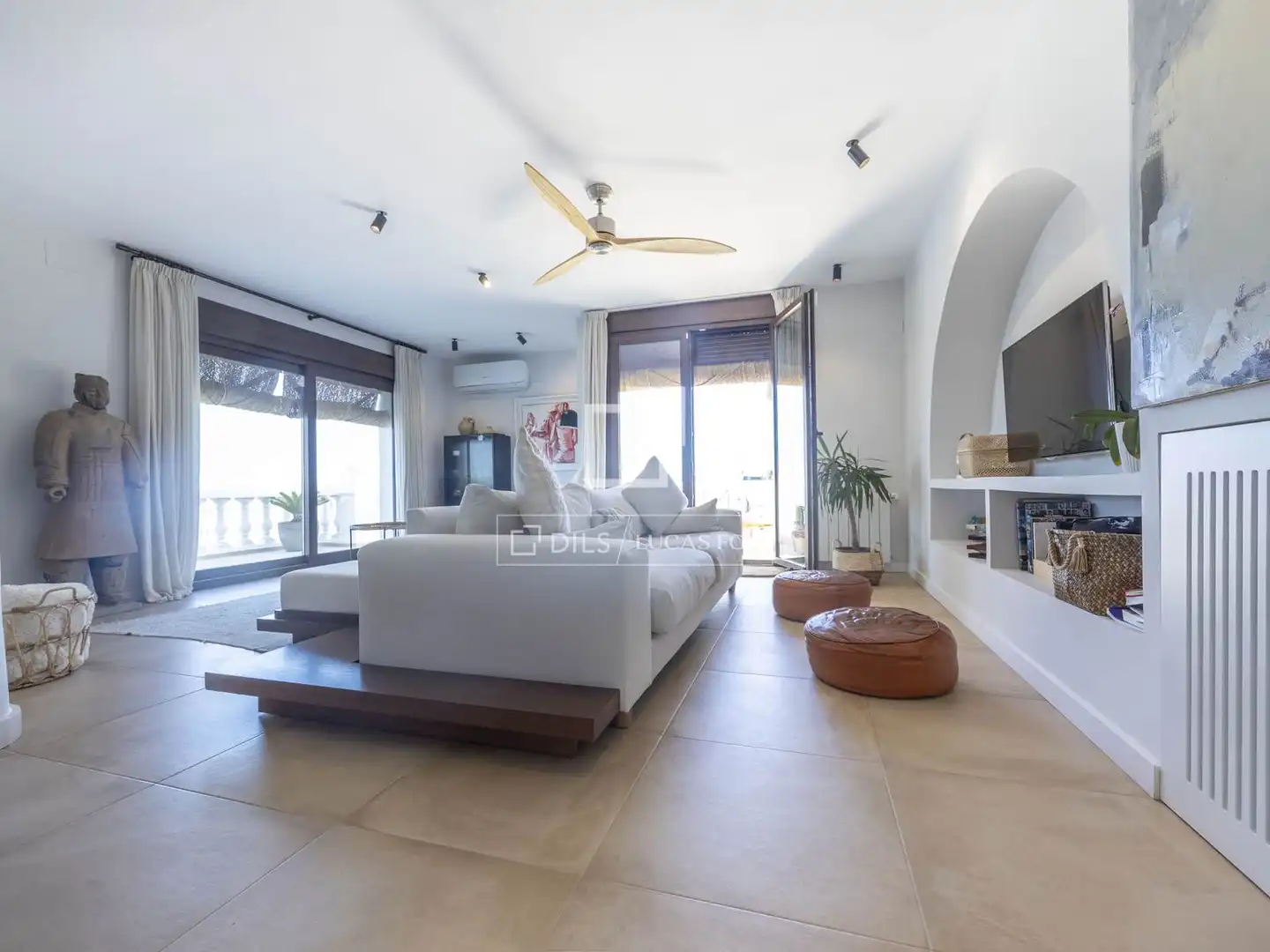 Sala de estar de Casa o chalet en venta en El Puig de Santa Maria con Calefacción, Parquet y Terraza