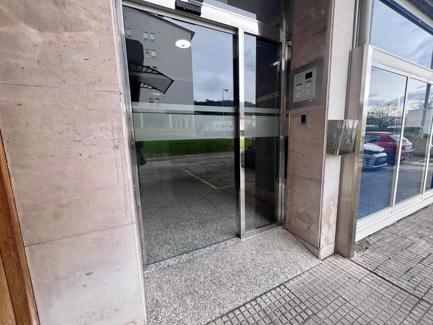 Pis en venda en Oviedo  amb Calefacció i Parquet