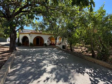 Haus zum Verkauf in Sanlúcar la Mayor