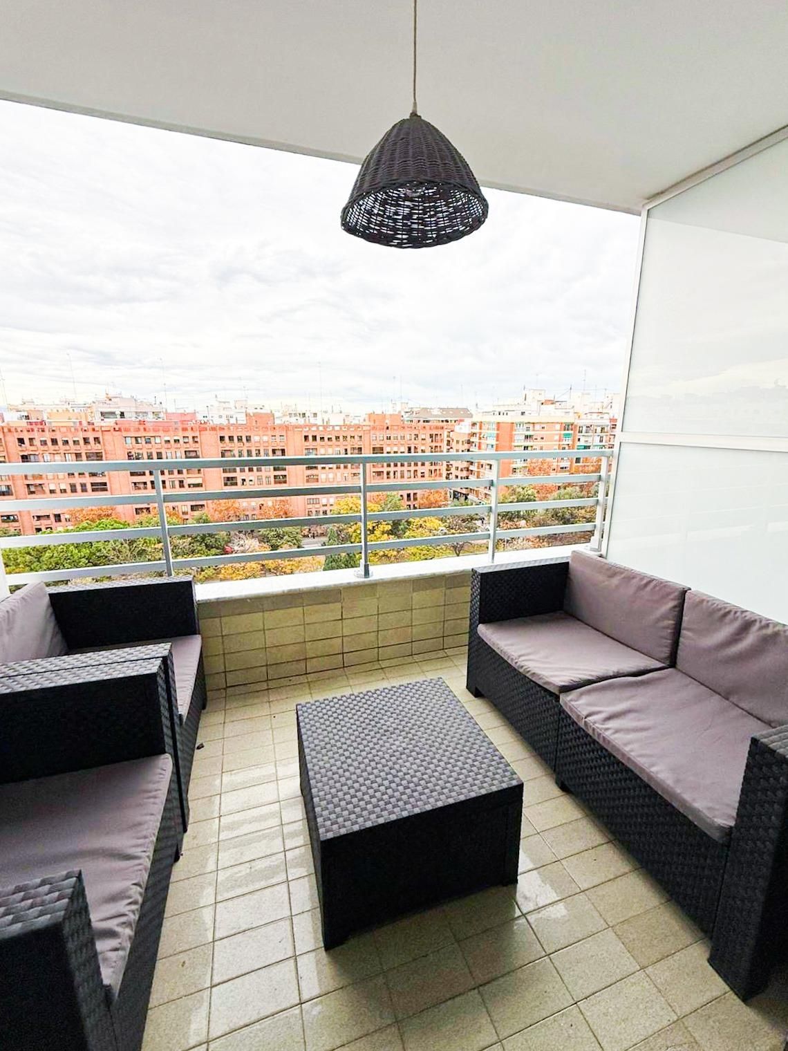 Flat to rent in Avenida BLASCO IBAÑEZ, L'Amistat